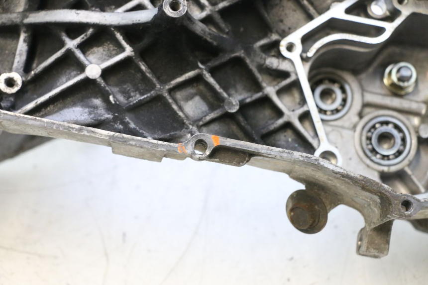 photo de CARCAÇA INFERIOR DO MOTOR MBK BOOSTER SPIRIT 50 (1999 - 2003) - Pontos de fixação