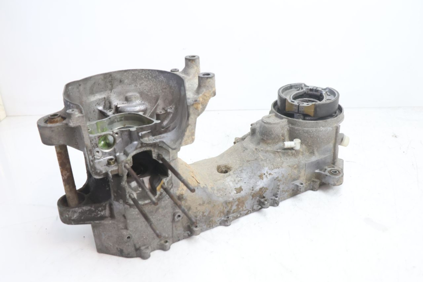 photo de CARTER INFERIOR DO MOTOR MBK BOOSTER SPIRIT 50 (1996 - 1999) - Pontos de fixação