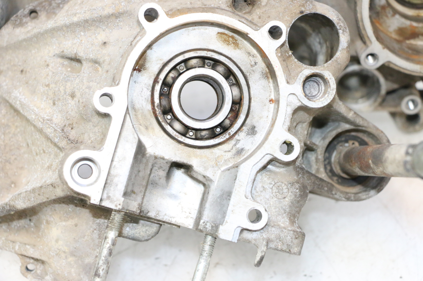 photo de CARCAÇA INFERIOR DO MOTOR MBK BOOSTER SPIRIT 50 (2004 - 2017) - Outro ângulo de visão