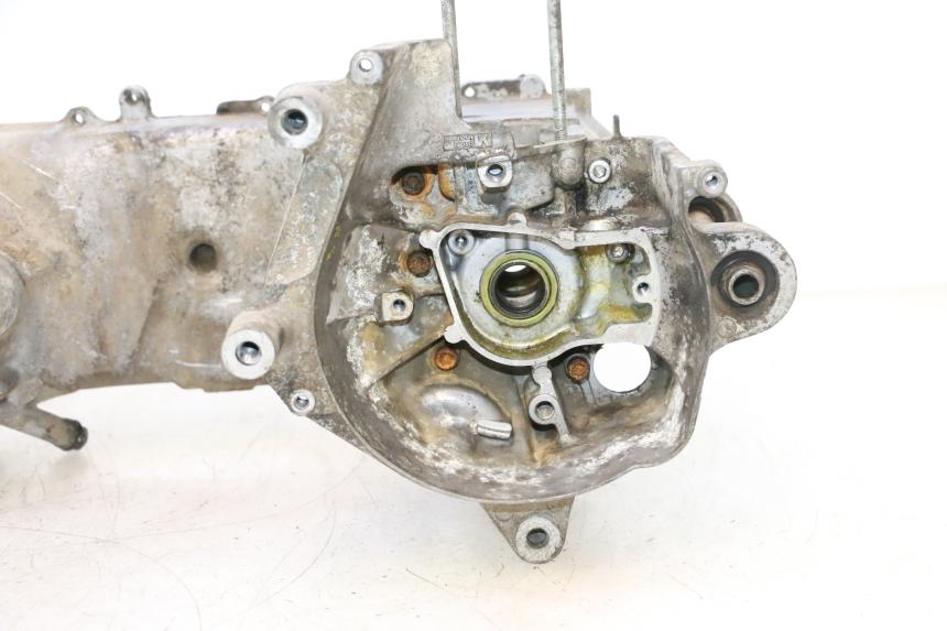 photo de CARCAÇA INFERIOR DO MOTOR MBK BOOSTER SPIRIT 50 (2004 - 2017) - Marcações e referências
