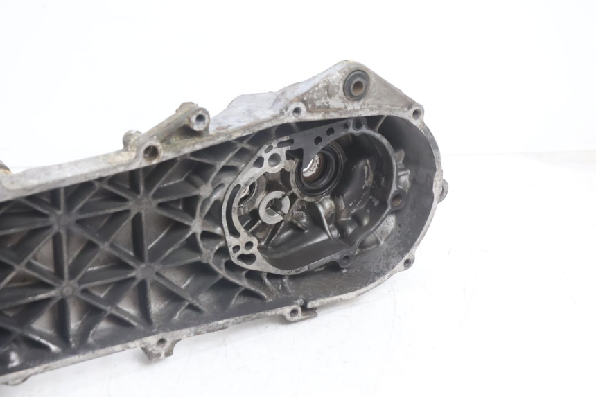 photo de CARTER INFERIOR DO MOTOR PEUGEOT BUXY 50 (1993 - 1998) - Ampliação técnica