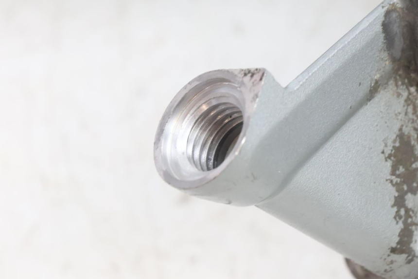 photo de CARCAÇA INFERIOR DO MOTOR YAMAHA BW'S BWS 125 (2010 - 2013) - Pontos de fixação