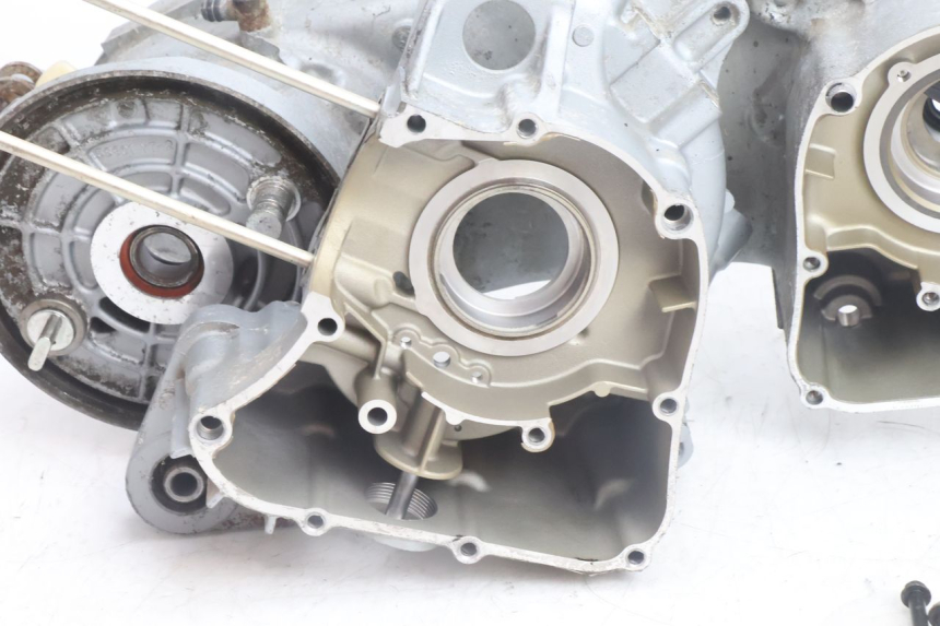 photo de CARCAÇA INFERIOR DO MOTOR YAMAHA BW'S BWS 125 (2010 - 2013) - Peça verificada