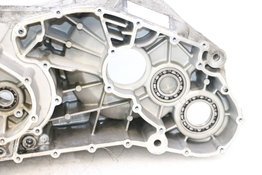 photo de CARTER INFERIOR DO MOTOR BMW C SPORT 650 (2015 - 2021) - Zoom do estado de desgaste
