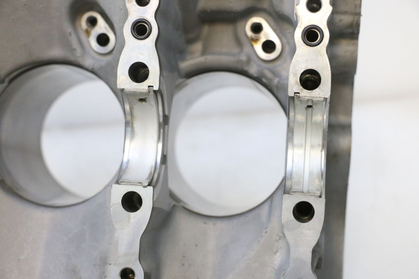 photo de CARTER INFERIOR DO MOTOR BMW C SPORT 650 (2015 - 2021) - Ângulo alternativo