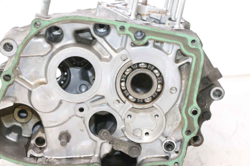 photo de CARCAÇA INFERIOR DO MOTOR HONDA CB TWO FIFTY 250 (1991 - 2002) - Detalhes característicos