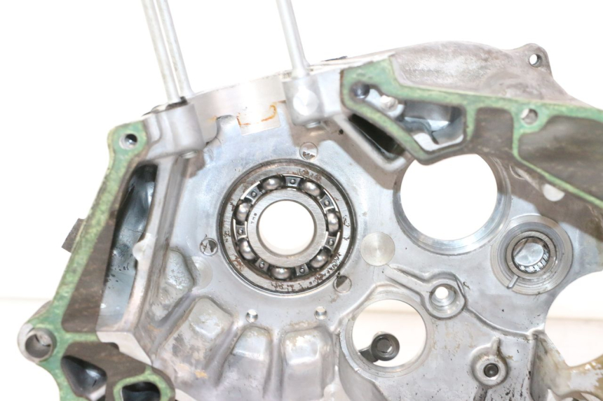 photo de CARCAÇA INFERIOR DO MOTOR HONDA CB TWO FIFTY 250 (1991 - 2002) - Zoom do estado de desgaste