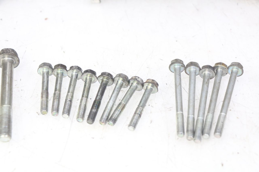 photo de CARTER INFERIOR DO MOTOR HONDA CBF 500 (2004 - 2007) - Pontos de fixação