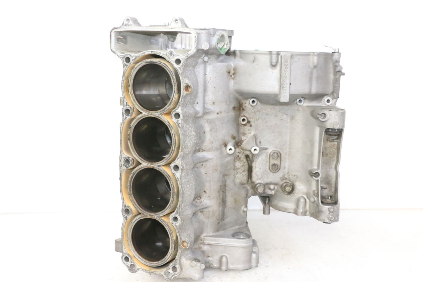 photo de CARTER INFERIOR DO MOTOR HONDA CBR RR FIREBLADE 900 (1992 - 1994) - Zoom de qualidade