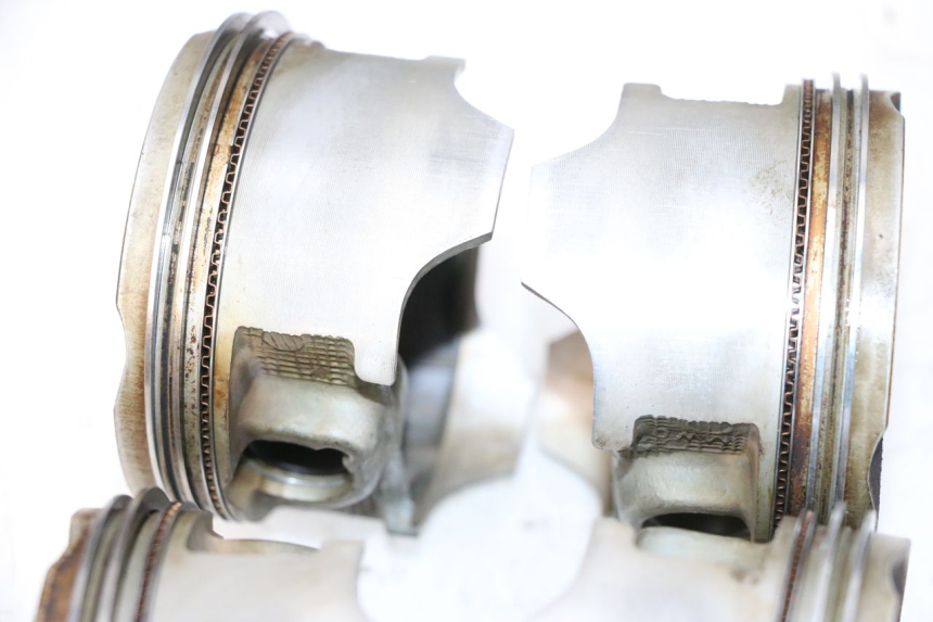 photo de CARTER INFERIOR DO MOTOR HONDA CBR RR FIREBLADE 900 (1992 - 1994) - Peça verificada