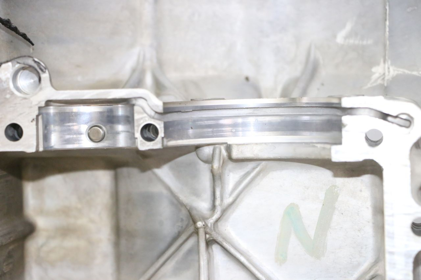 photo de CARTER INFERIOR DO MOTOR HONDA CBR RR FIREBLADE 900 (1992 - 1994) - Zoom de qualidade