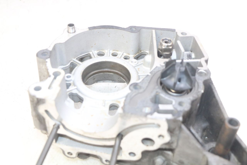 photo de CARTER INFERIOR DO MOTOR PEUGEOT CITYSTAR 125 (2011 - 2017) - Vista de perfil