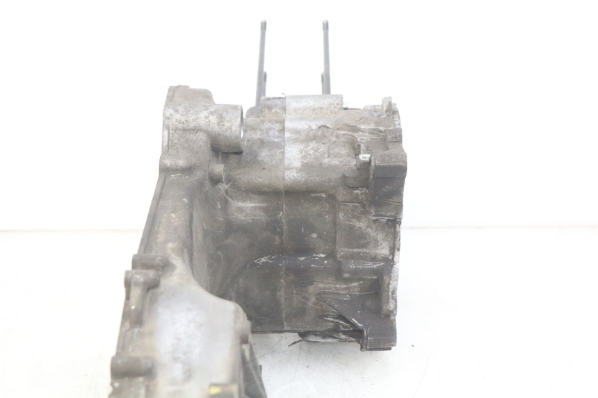 photo de CARTER INFERIOR DO MOTOR PEUGEOT CITYSTAR 125 (2011 - 2017) - Pontos de fixação