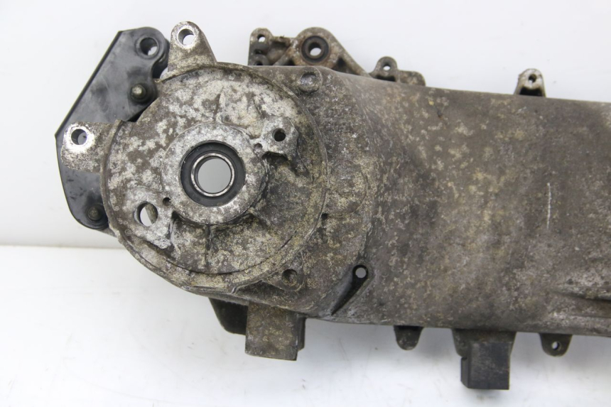 photo de CARTER INFERIOR DO MOTOR PEUGEOT CITYSTAR 50 (2013 - 2017) - Detalhes característicos