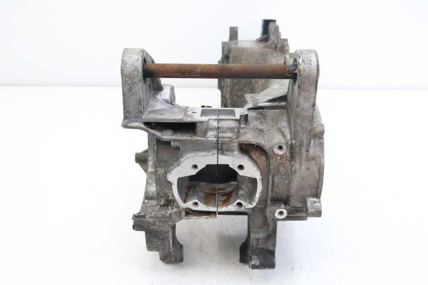photo de CARTER INFERIOR DO MOTOR PEUGEOT CITYSTAR 50 (2013 - 2017) - Zoom do estado de desgaste