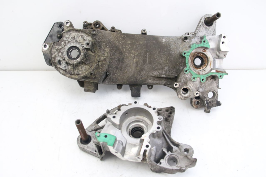 photo de CARTER INFERIOR DO MOTOR PEUGEOT CITYSTAR 50 (2013 - 2017) - Peça verificada