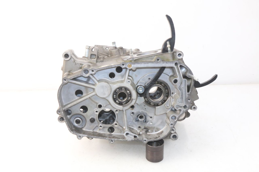 photo de CARTER INFERIOR DO MOTOR HYOSUNG COMET GTR 125 (2007 - 2014) - Outro ângulo de visão