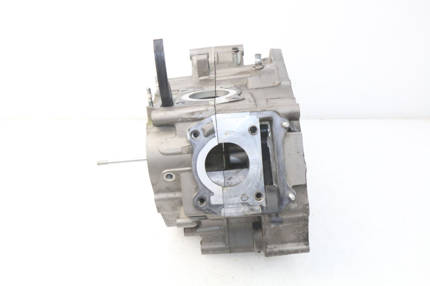 photo de CARTER INFERIOR DO MOTOR HYOSUNG COMET GTR 125 (2007 - 2014) - Ampliação técnica