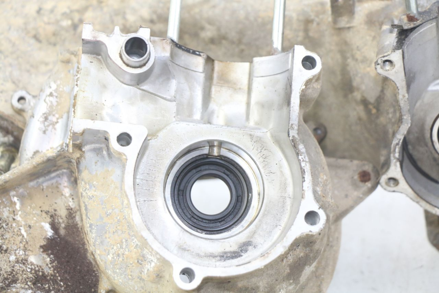 photo de CARTER INFERIOR DO MOTOR SUZUKI CP 80 (1985 - 1996) - Vista do produto