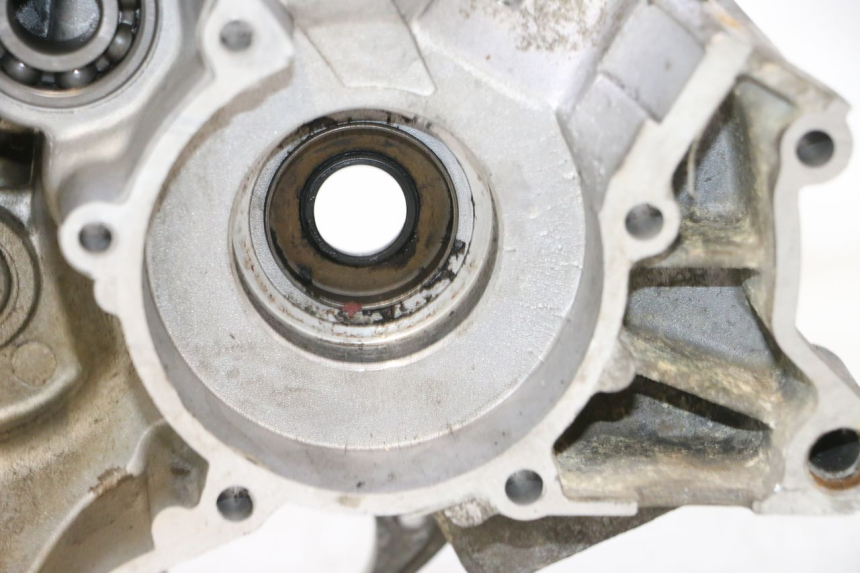 photo de CARCAÇA INFERIOR DO MOTOR HM HONDA CRM DERAPAGE RR 50 (2006 - 2017) - Vista principal