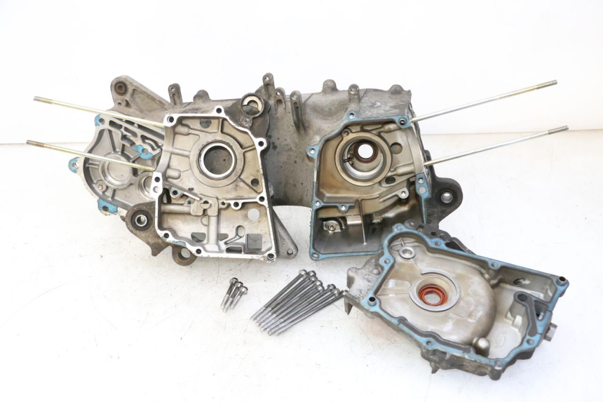 photo de CARTER INFERIOR DO MOTOR SYM CROX 4T 50 (2016 - 2023) - Detalhe da peça