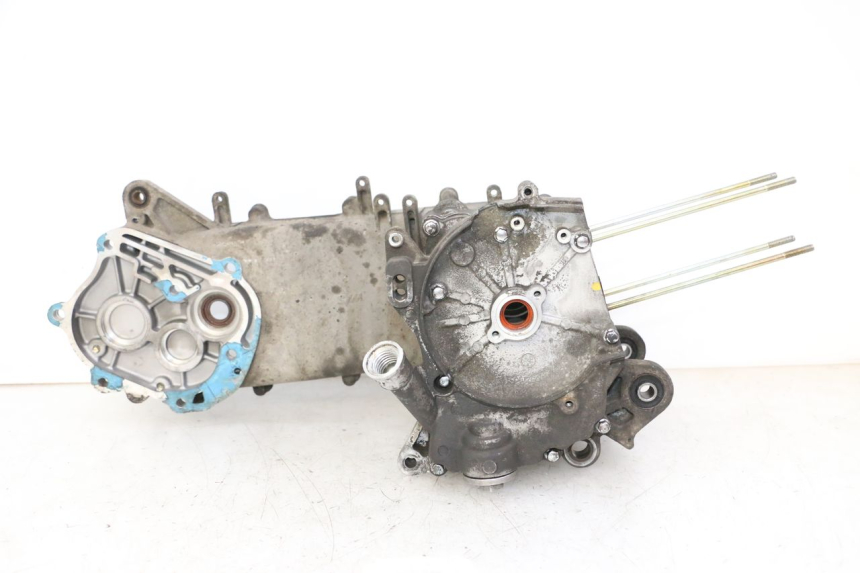 photo de CARTER INFERIOR DO MOTOR SYM CROX 4T 50 (2016 - 2023) - Estrutura - ampliação