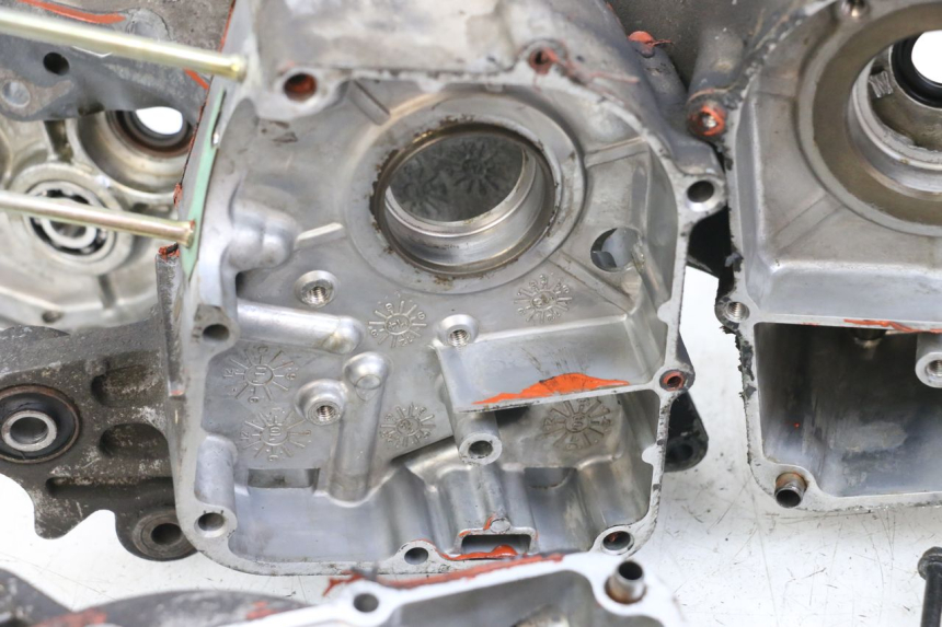 photo de CARTER INFERIOR DO MOTOR KYMCO DINK 4T 50 (2007 - 2018) - Zoom de qualidade