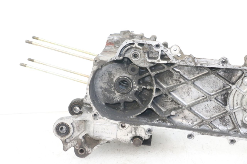 photo de CARTER INFERIOR DO MOTOR KYMCO DINK 4T 50 (2007 - 2018) - Ampliação técnica