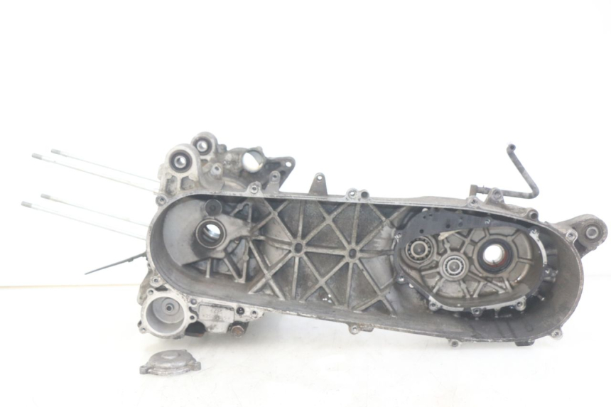photo de CARTER INFERIOR DO MOTOR KYMCO DINK STREET 125 (2009 - 2014) - Pontos de fixação