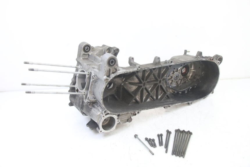 photo de CARTER INFERIOR DO MOTOR KYMCO DINK STREET 125 (2009 - 2014) - Vista principal