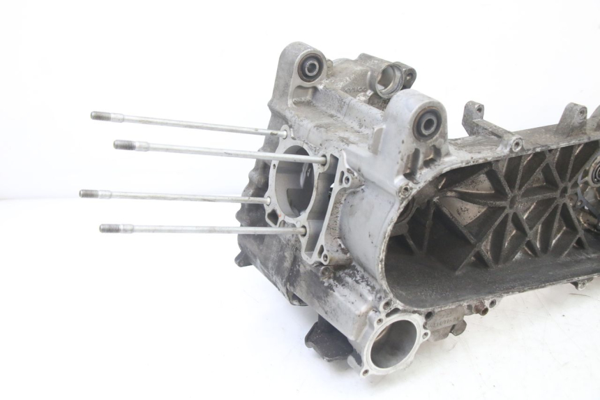 photo de CARTER INFERIOR DO MOTOR KYMCO DINK STREET 125 (2009 - 2014) - Zoom do estado de desgaste