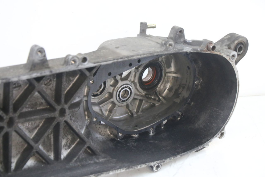 photo de CARTER INFERIOR DO MOTOR KYMCO DINK STREET 125 (2009 - 2014) - Outro ângulo de visão