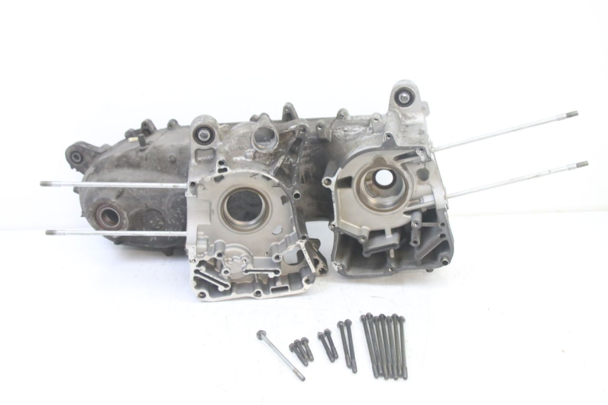 photo de CARTER INFERIOR DO MOTOR KYMCO DINK STREET 125 (2009 - 2014) - Estado da superfície