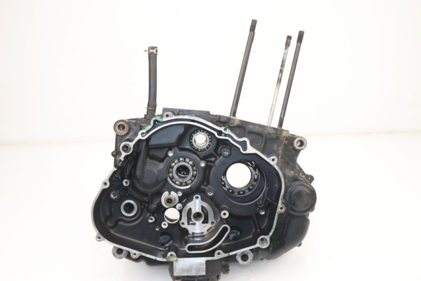 photo de CARTER INFERIOR DO MOTOR SUZUKI DR DJEBEL 600 (1985 - 1990) - Vista principal