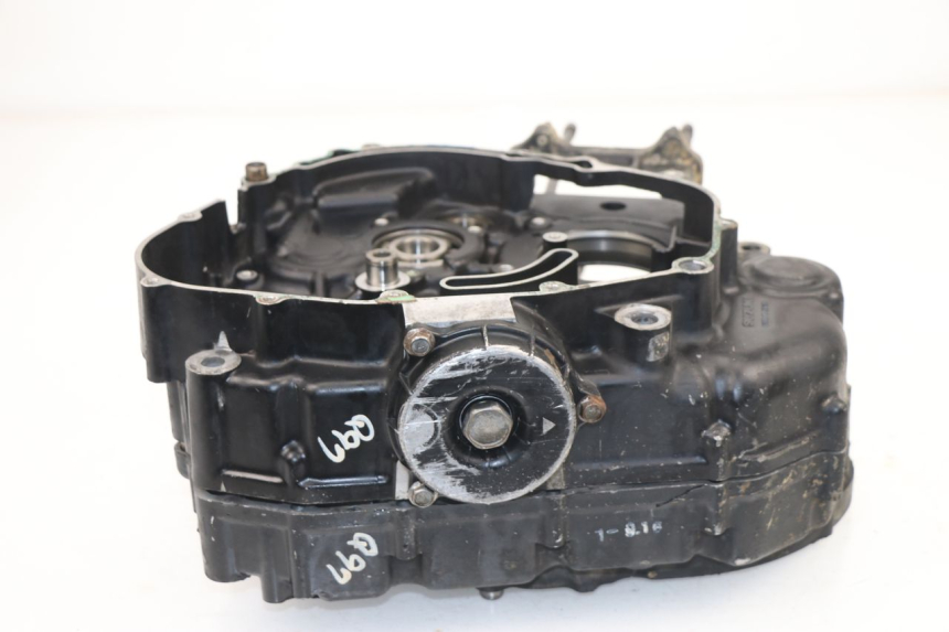 photo de CARTER INFERIOR DO MOTOR SUZUKI DR DJEBEL 600 (1985 - 1990) - Zoom do estado de desgaste