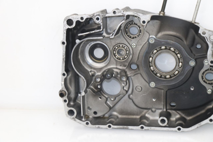 photo de CARTER INFERIOR DO MOTOR SUZUKI DR DJEBEL 600 (1985 - 1990) - Estado da superfície