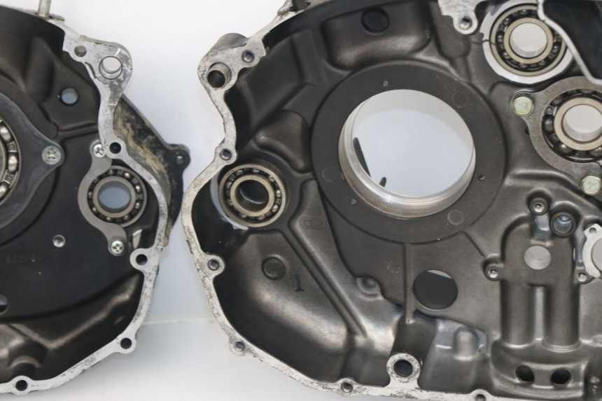 photo de CARTER INFERIOR DO MOTOR SUZUKI DR DJEBEL 600 (1985 - 1990) - Marcações e referências