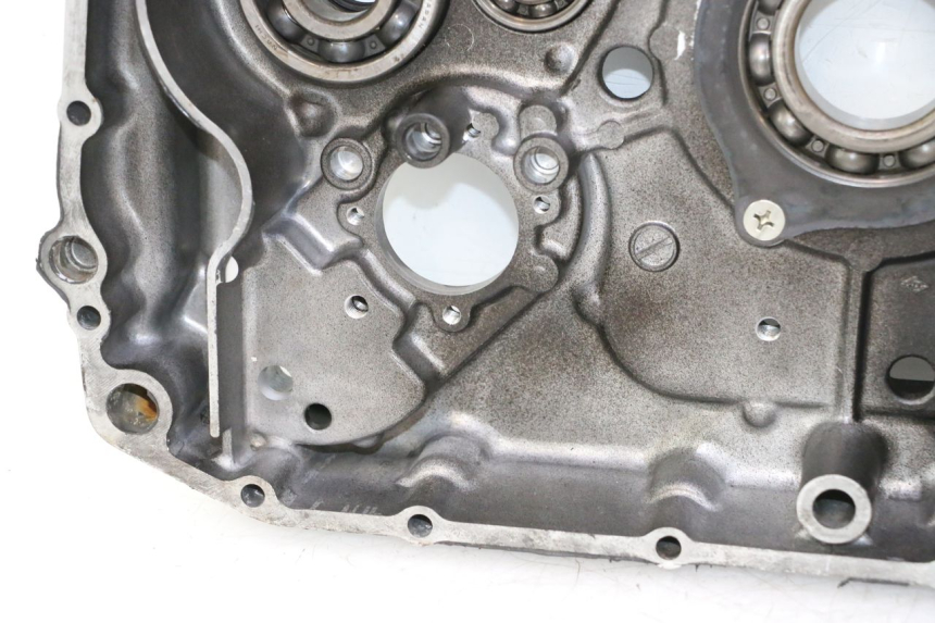 photo de CARCAÇA INFERIOR DO MOTOR SUZUKI DR S 600 (1985 - 1989) - Ampliação técnica