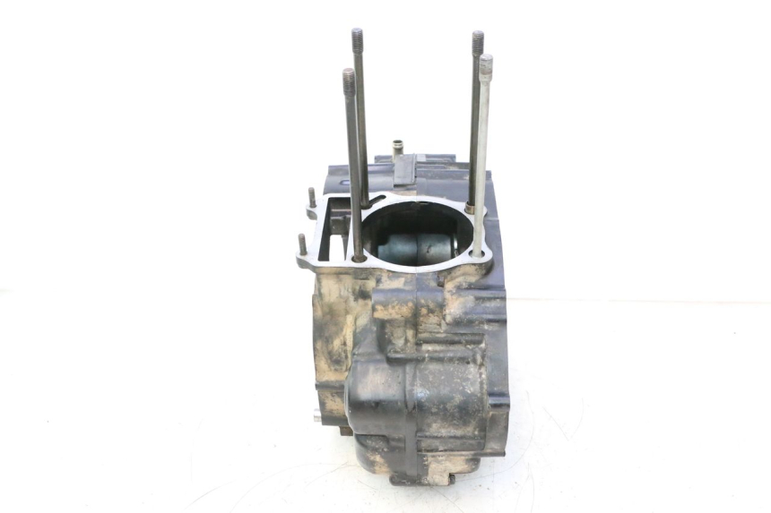 photo de CARCAÇA INFERIOR DO MOTOR SUZUKI DR S 600 (1985 - 1989) - Ampliação técnica