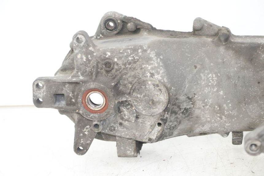 photo de CARTER INFERIOR DO MOTOR PEUGEOT ELYSTAR 50 (2002 - 2014) - Detalhes característicos