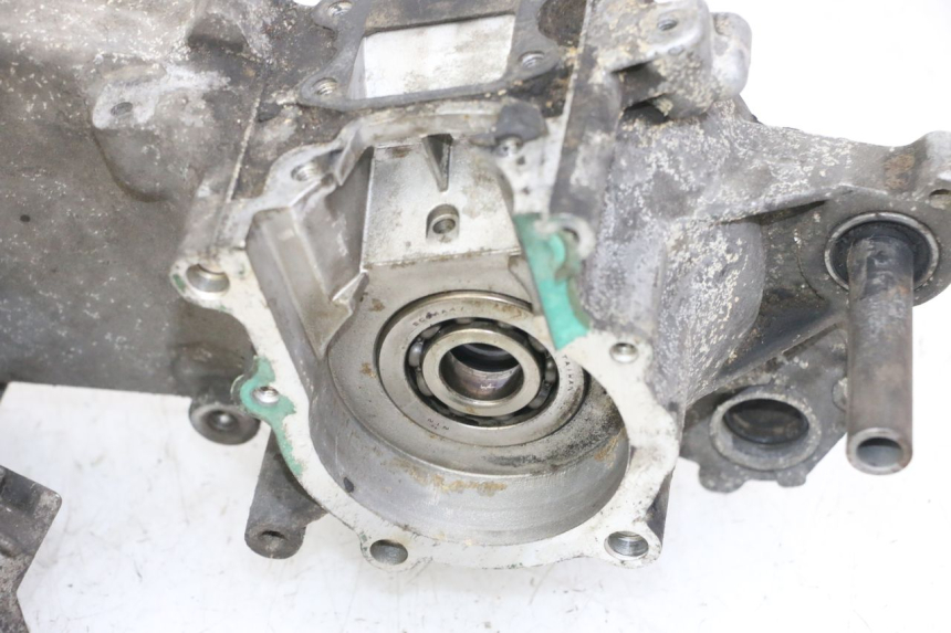 photo de CARTER INFERIOR DO MOTOR PEUGEOT ELYSTAR 50 (2002 - 2014) - Vista de perfil