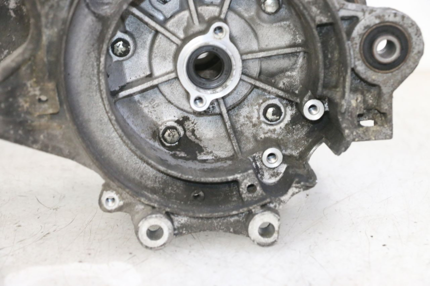 photo de CARTER INFERIOR DO MOTOR PEUGEOT ELYSTAR 50 (2002 - 2014) - Inspeção visual