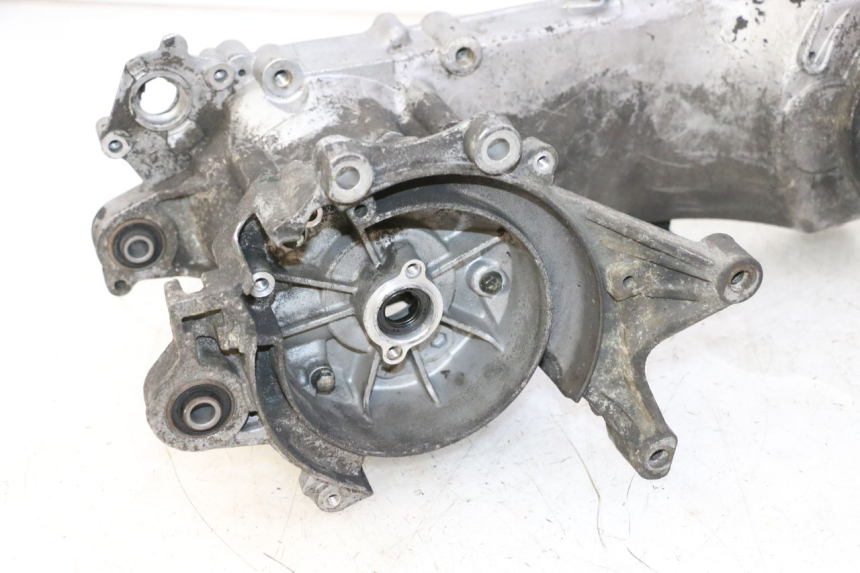 photo de CARTER INFERIOR DO MOTOR PEUGEOT ELYSTAR 50 (2002 - 2014) - Ampliação técnica