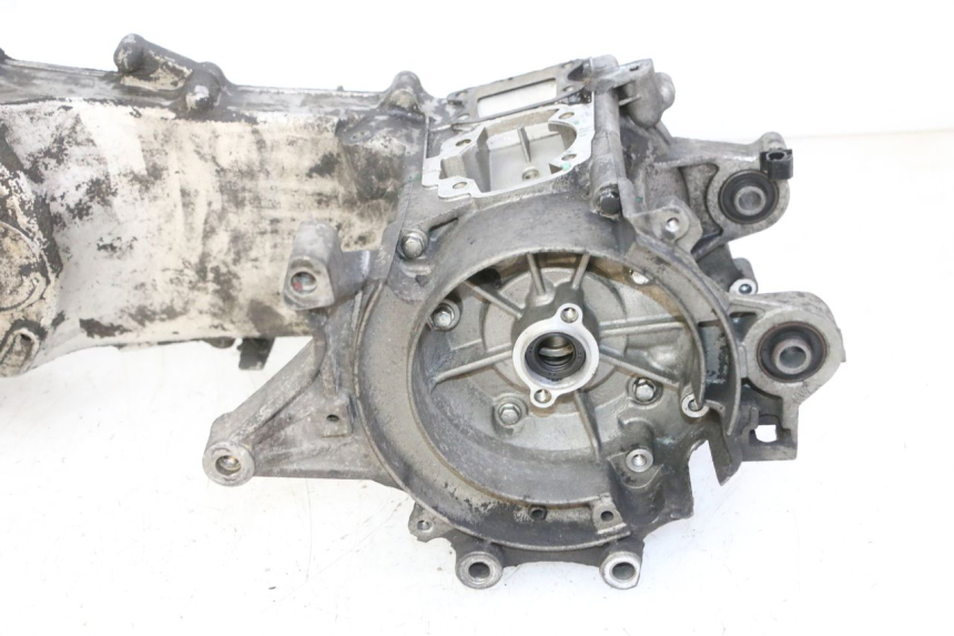 photo de CARTER INFERIOR DO MOTOR PEUGEOT ELYSTAR 50 (2002 - 2014) - Estrutura - ampliação