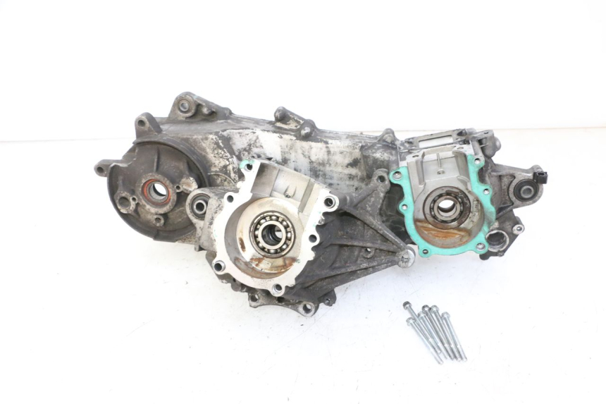 photo de CARTER INFERIOR DO MOTOR PEUGEOT ELYSTAR 50 (2002 - 2014) - Detalhe da peça