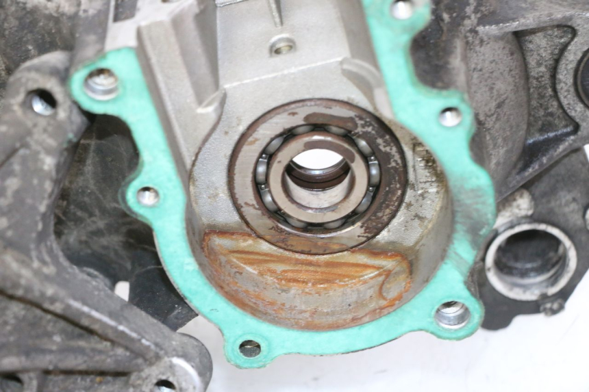 photo de CARTER INFERIOR DO MOTOR PEUGEOT ELYSTAR 50 (2002 - 2014) - Pontos de fixação