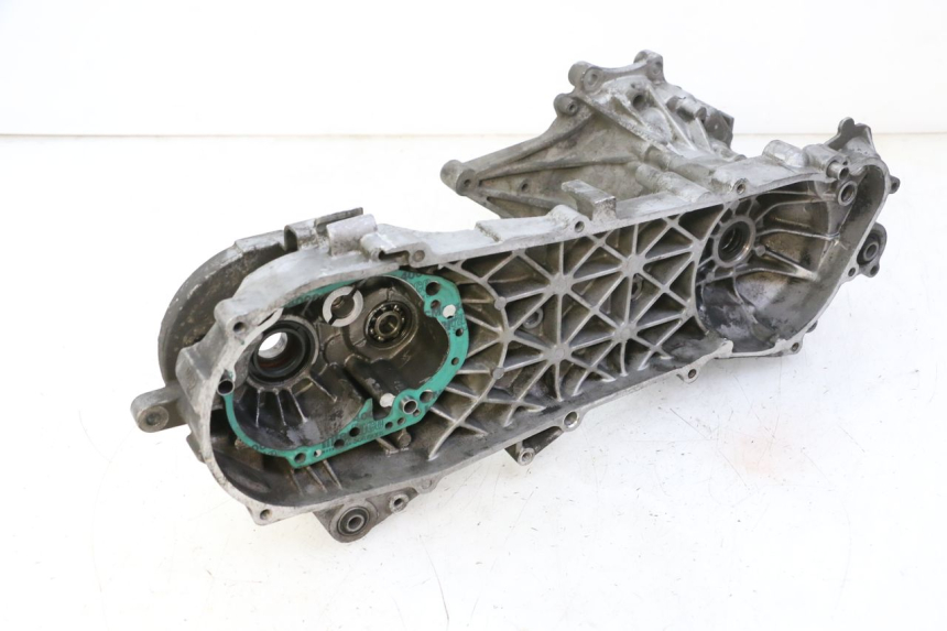 photo de CARTER INFERIOR DO MOTOR PEUGEOT ELYSTAR 50 (2002 - 2014) - Outro ângulo de visão