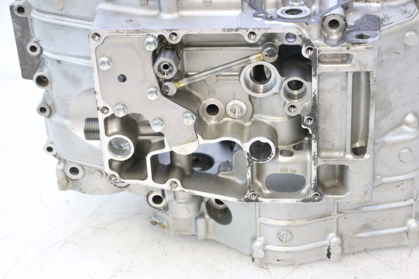 photo de CARCAÇA INFERIOR DO MOTOR KAWASAKI ER-6 ER6 N 650 (2005 - 2009) - Vista geral