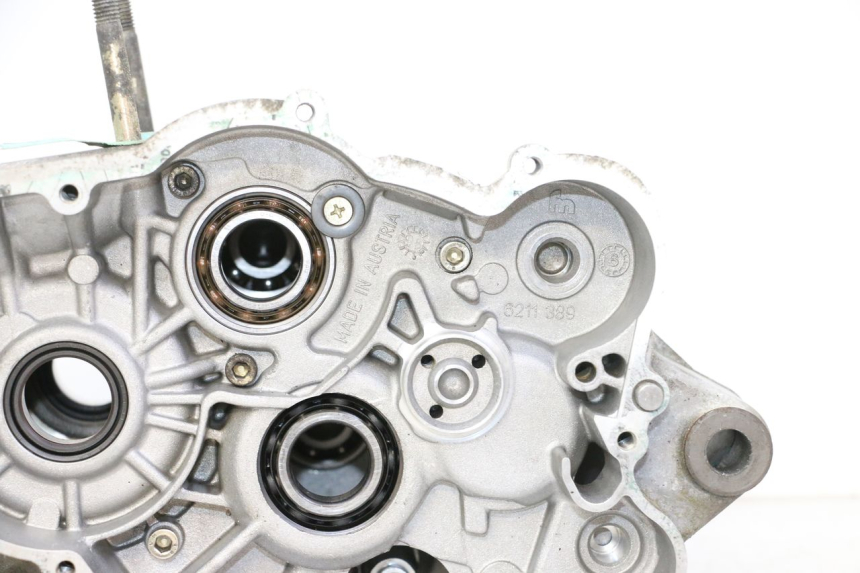 photo de CARTER INFERIOR DO MOTOR APRILIA ETX 125 (1998 - 2002) - Vista do produto