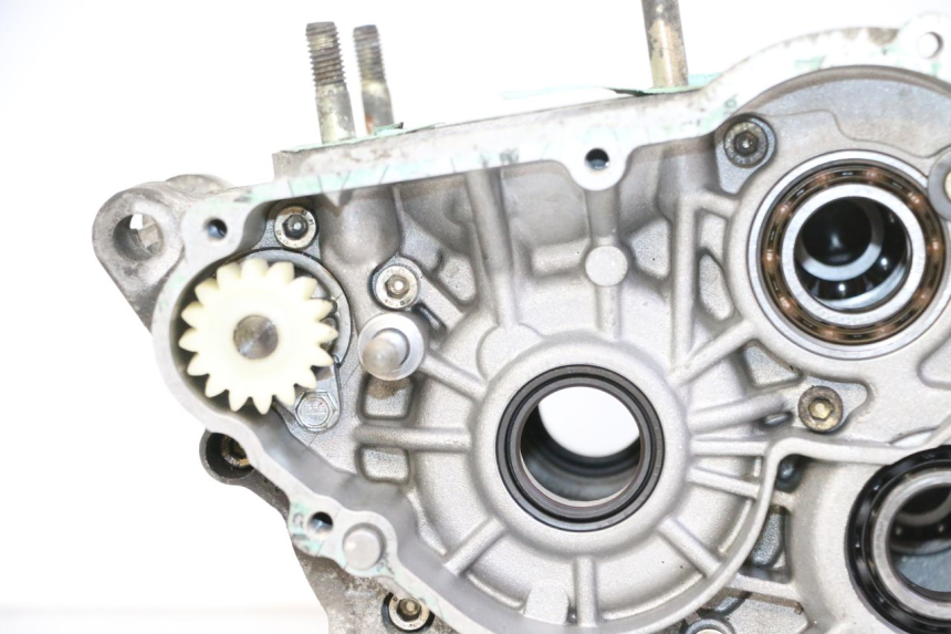 photo de CARTER INFERIOR DO MOTOR APRILIA ETX 125 (1998 - 2002) - Ampliação dos componentes